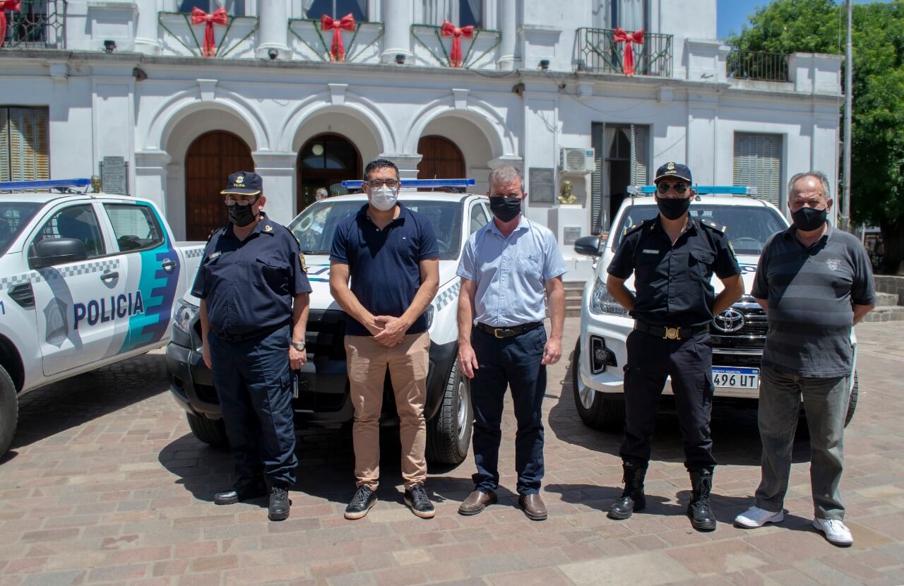 Cuatro Nuevos Patrulleros Para La Policía Comunal Se Presentaron Hoy 0094