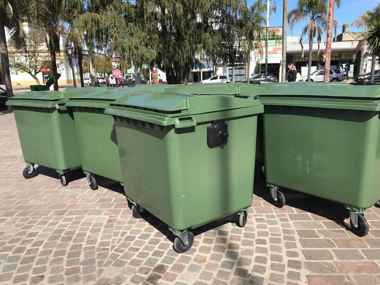 La Municipalidad compró diez nuevos contenedores de basura