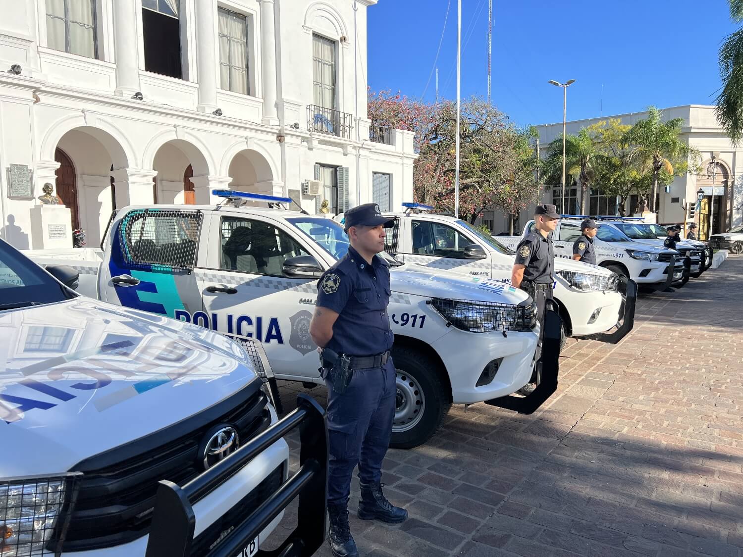 Sergio Berni Entregó 6 Patrulleros 0 Km Para La Estación Comunal Así Era Recibido Por El 6202